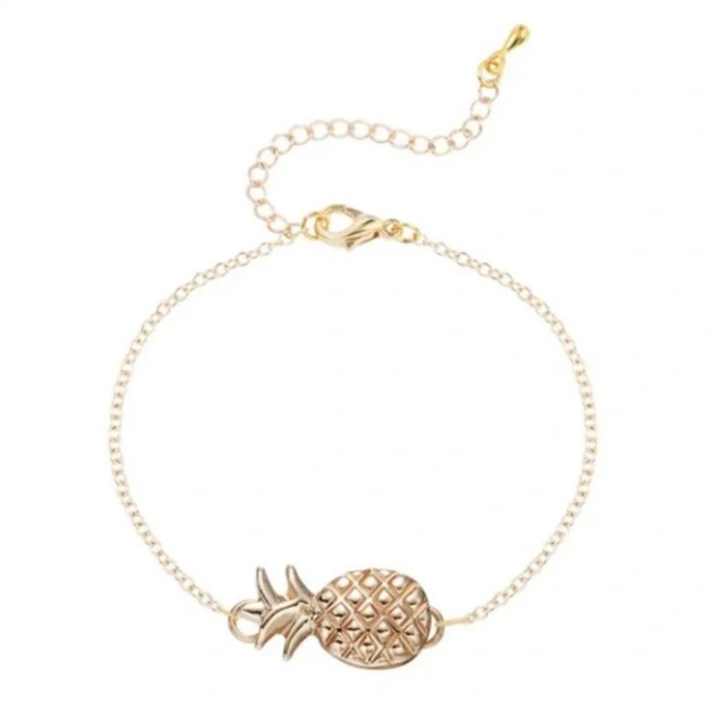 Pineapple Necklace Gold Toned Pineapple Necklace Gold Toned